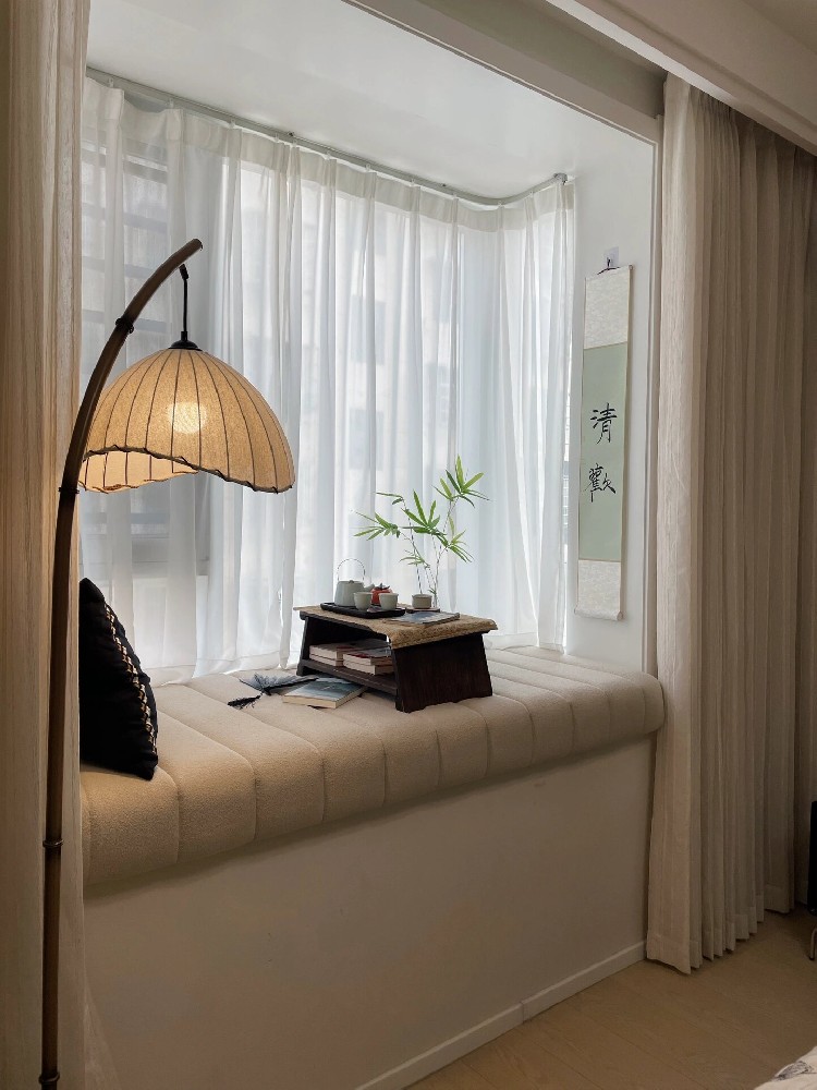 天津即將裝修的業(yè)主們,這才是飄窗設(shè)計(jì)的正確打開方式！別再讓飄窗成為雜物堆了！